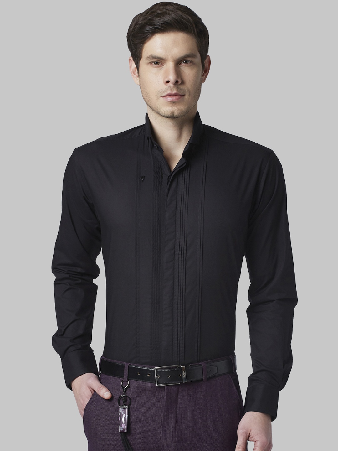 

Park Avenue Men Black Slim Fit Solid Formal Shirt