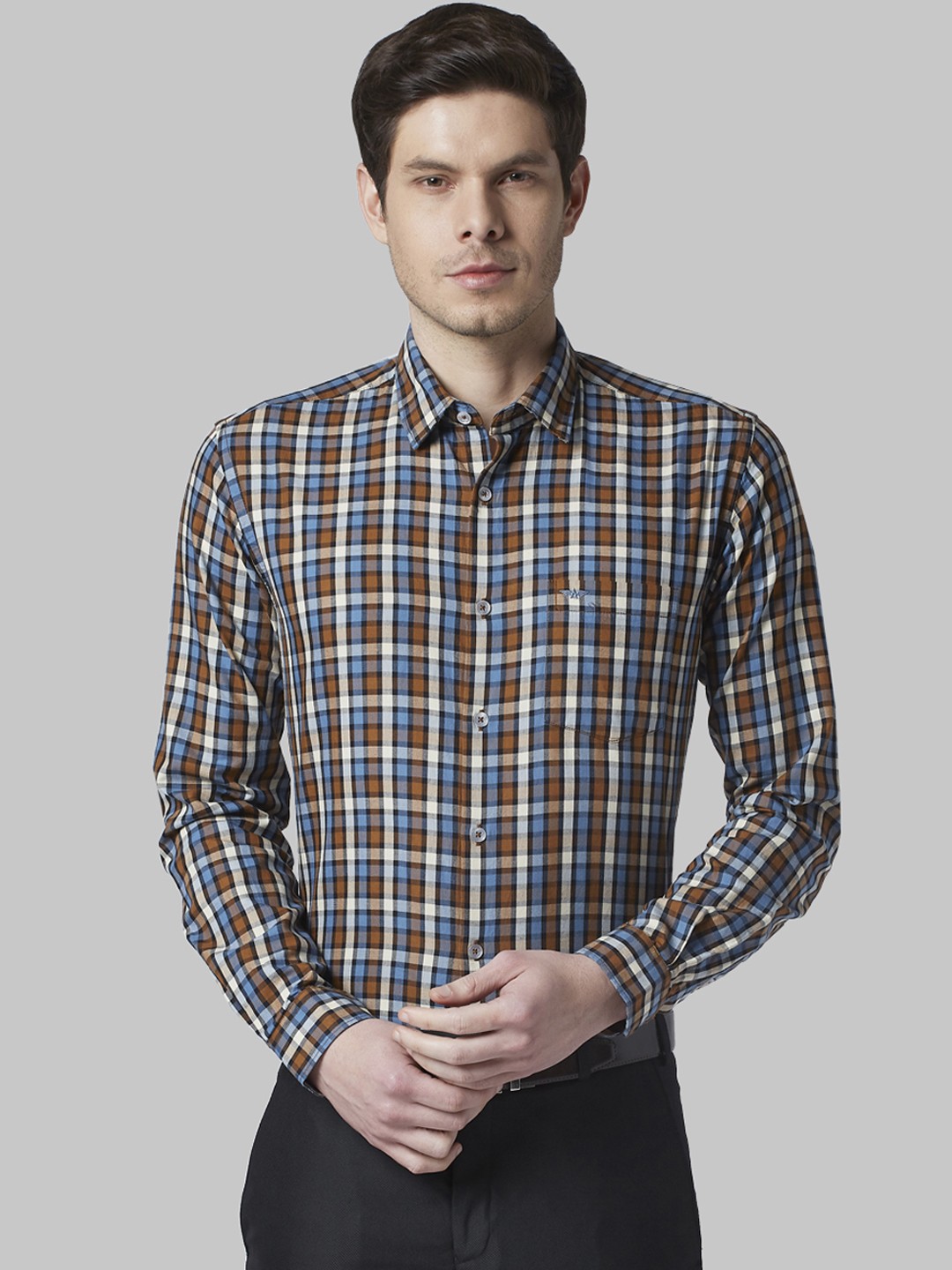 

Park Avenue Men Brown & Blue Slim Fit Checked Casual Shirt