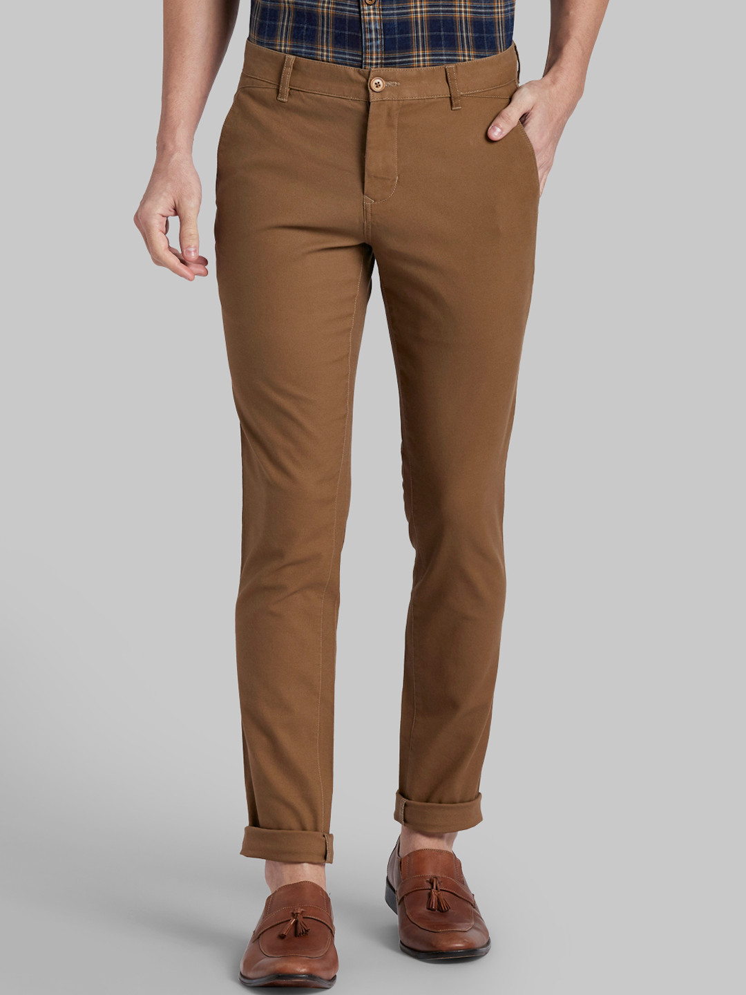 

Parx Men Brown Tapered Fit Solid Regular Trousers