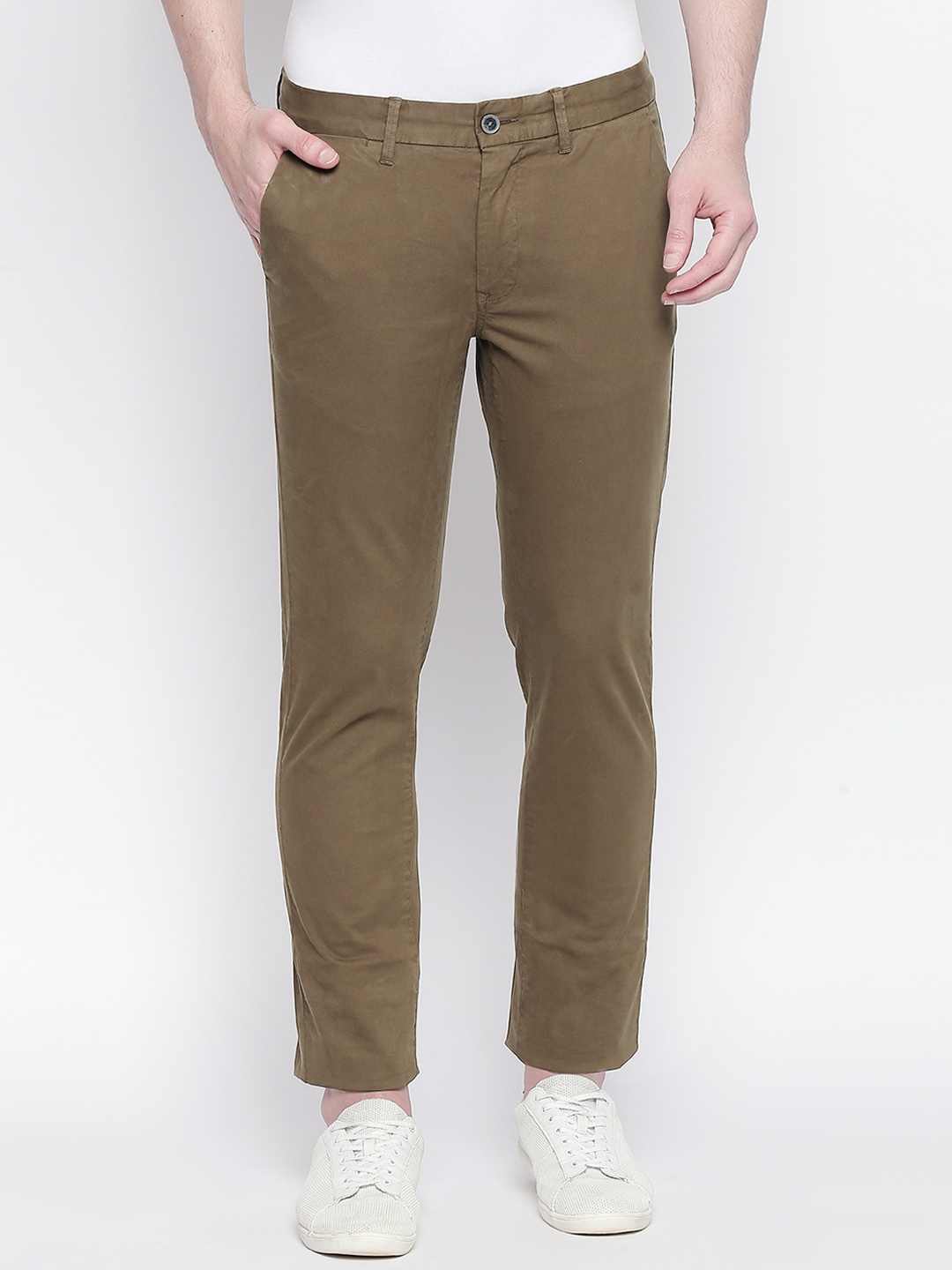 

Basics Men Brown Tapered Fit Solid Regular Trousers
