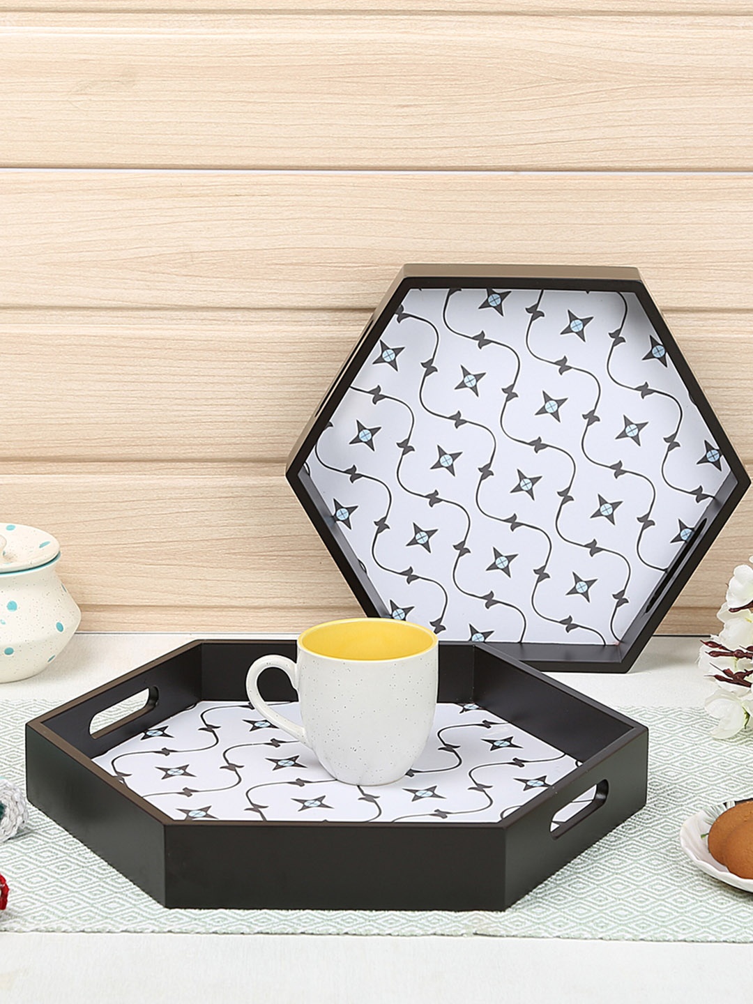 

Crayton Set Of 2 Black & White Hexagon MDF Serving Tray