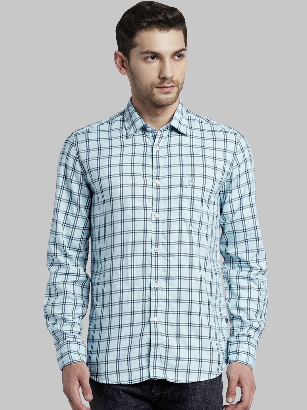 

Parx Men Blue Slim Fit Checked Casual Shirt