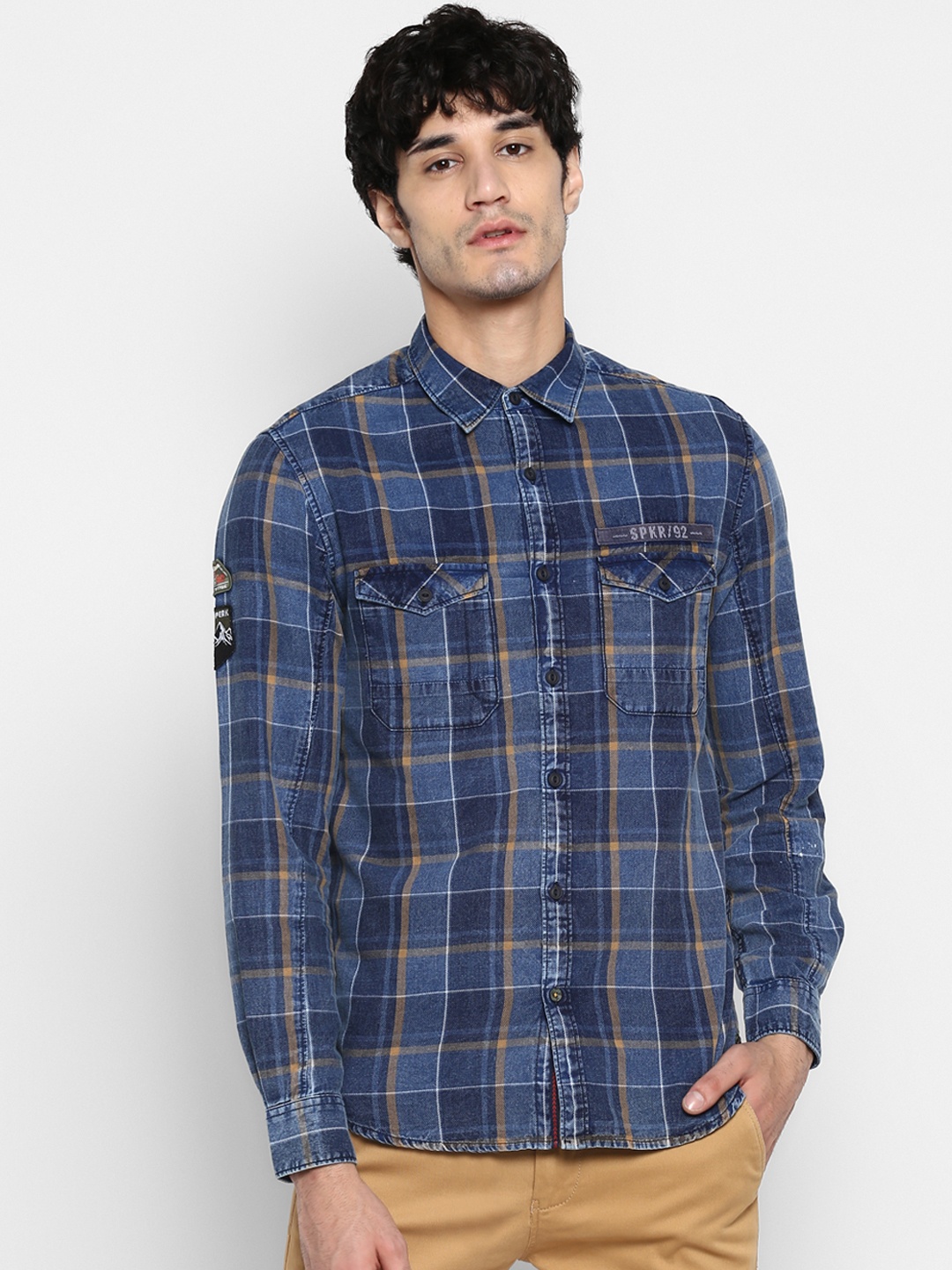

SPYKAR Men Blue & Beige Slim Fit Checked Casual Shirt