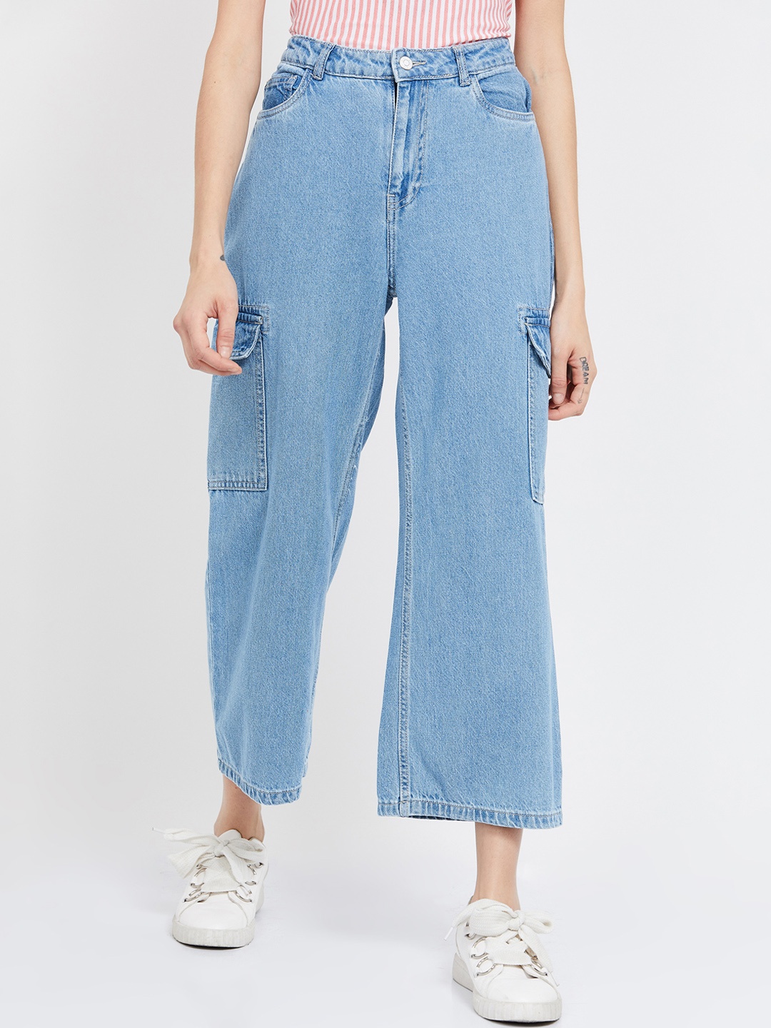 

Ginger by Lifestyle Women Blue Flared Mid-Rise Clean Look Jeans