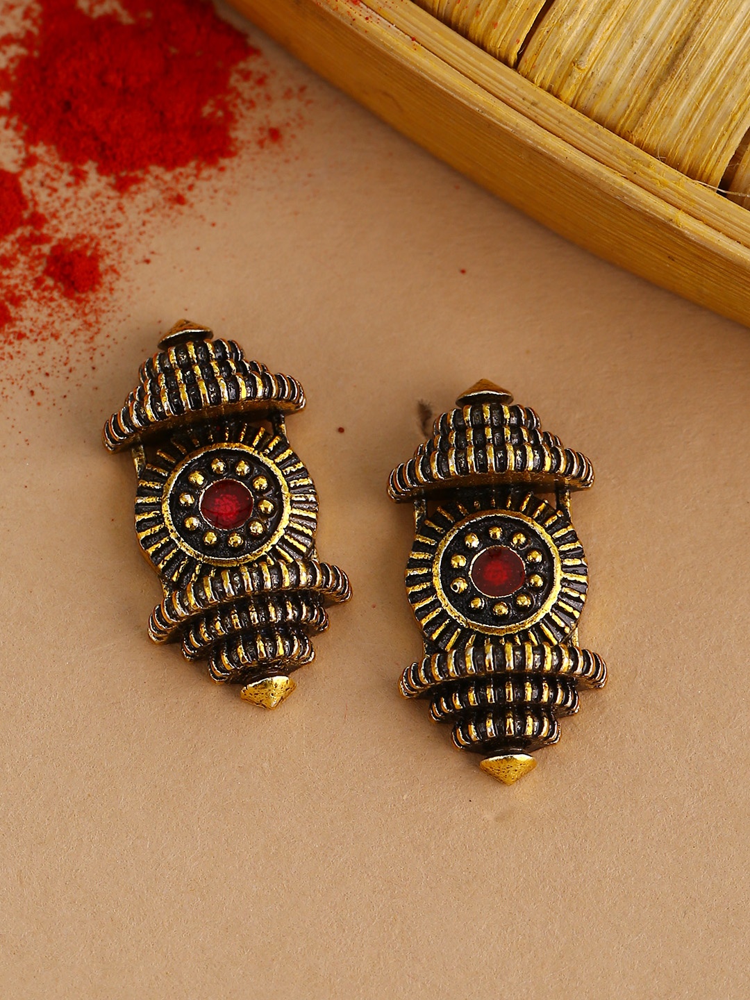 

Voylla Gold-Toned Oxidised Classic Studs