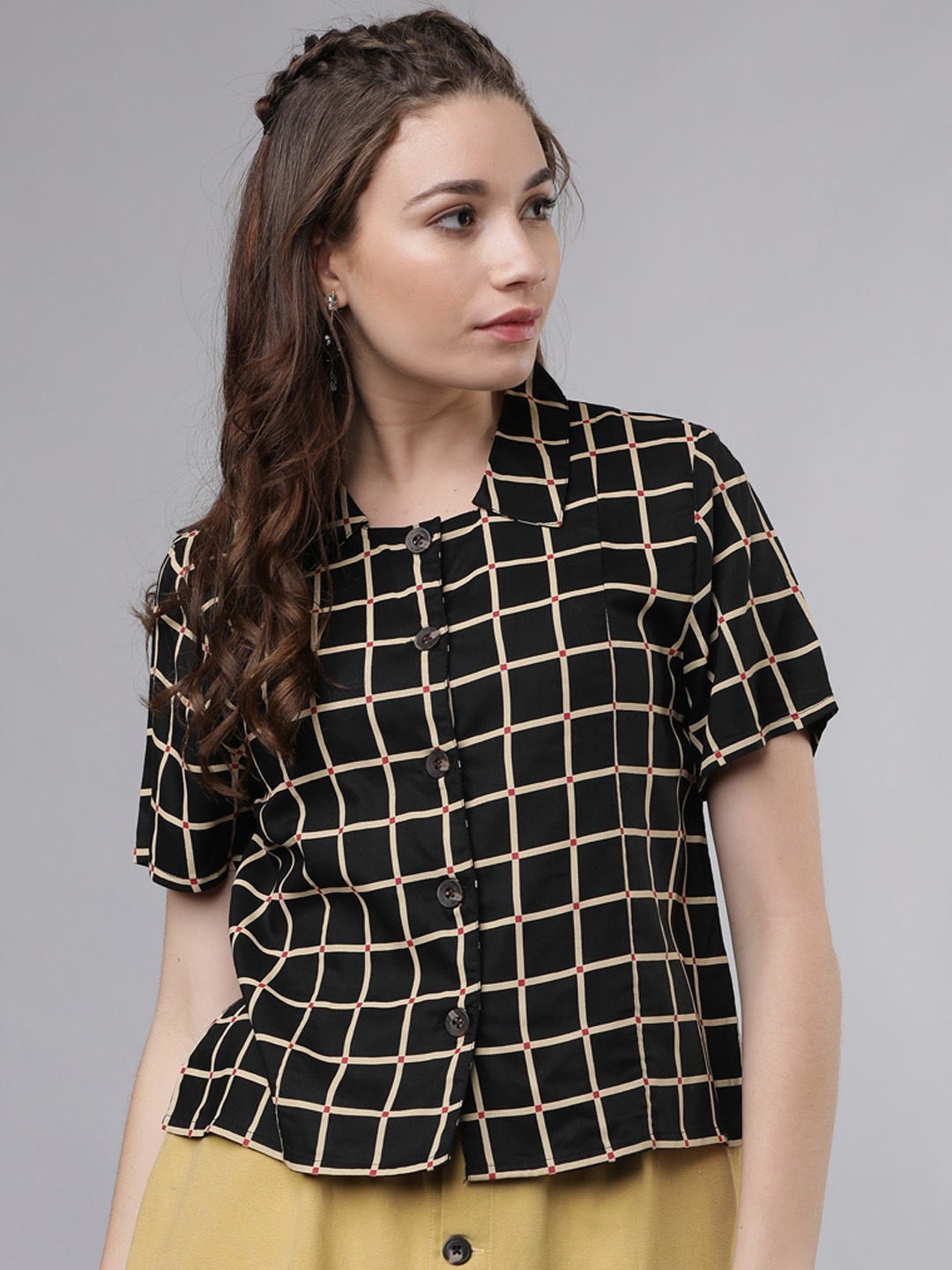 

Tokyo Talkies Women Black & Beige Regular Fit Checked Casual Shirt
