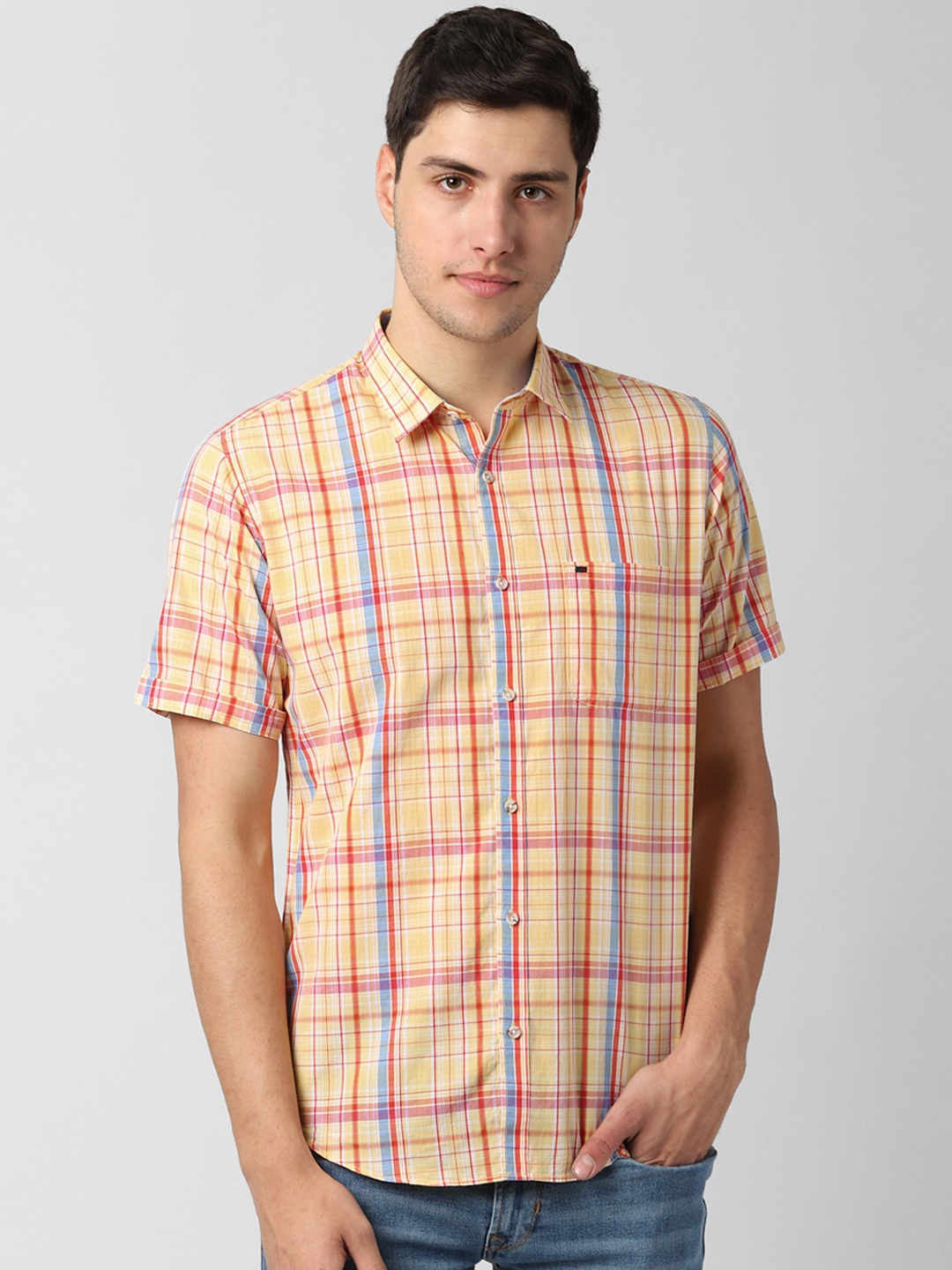 

Peter England Casuals Men Yellow & Pink Slim Fit Checked Casual Shirt