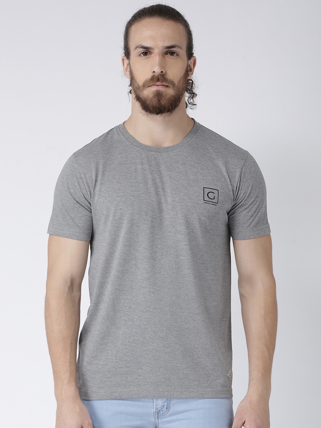 

GRIFFEL Men Grey Solid Round Neck T-shirt