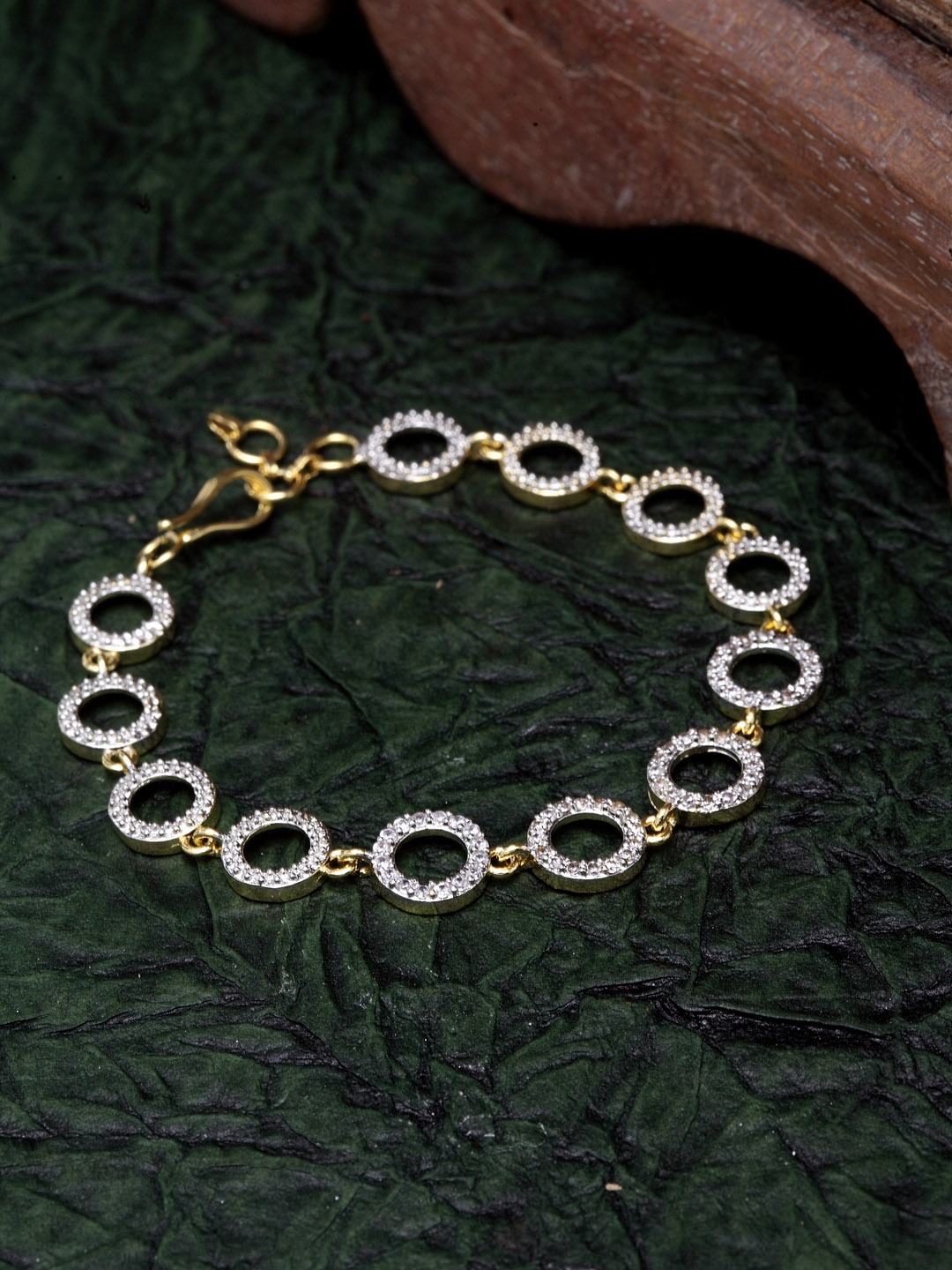 

DUGRISTYLE Gold-Toned & White Gold-Plated Bracelet