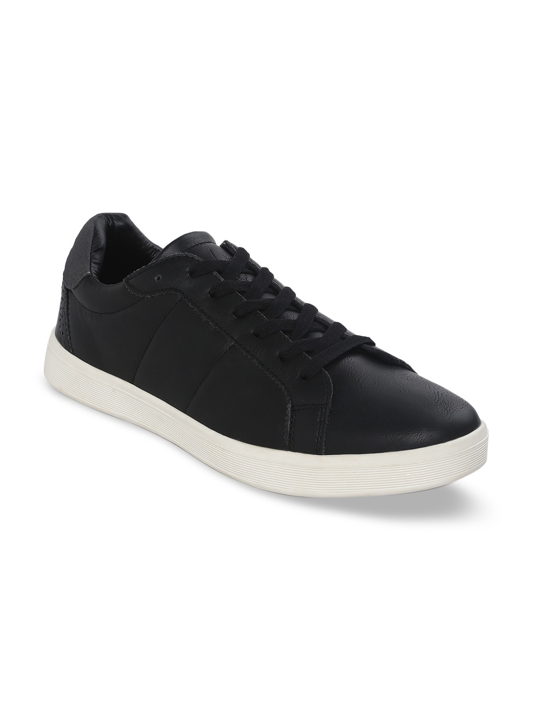 

Bond Street By Red Tape Men Black Sneakers