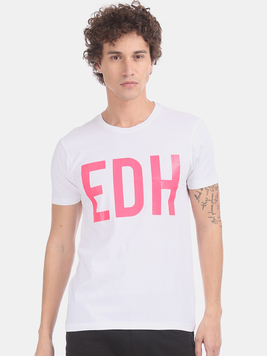 

Ed Hardy Men White Pink Printed Round Neck Pure Cotton T-shirt
