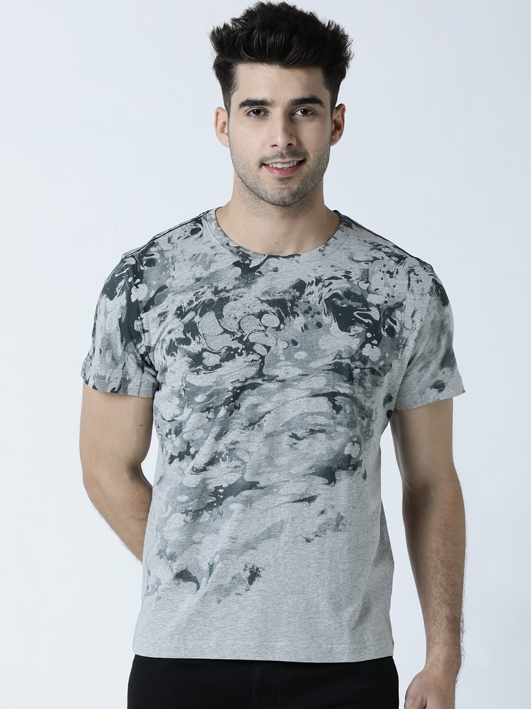 Huetrap Men Grey Printed Round Neck T-shirt