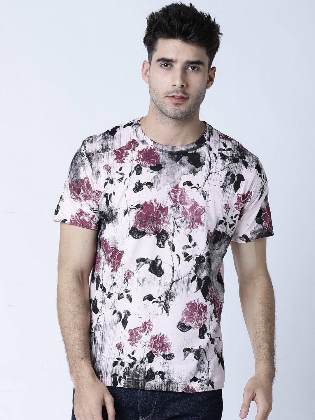 

Huetrap Men Off-White & Pink Printed Round Neck T-shirt