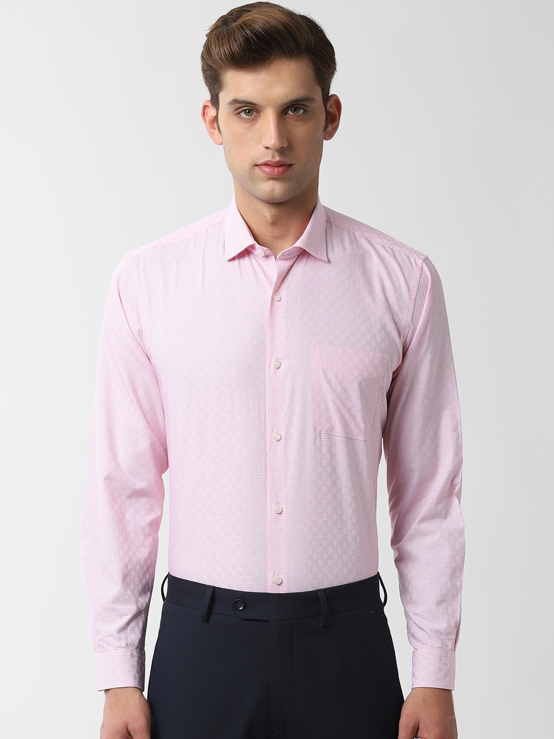 

Peter England Men Pink Regular Fit Checked Formal Shirt
