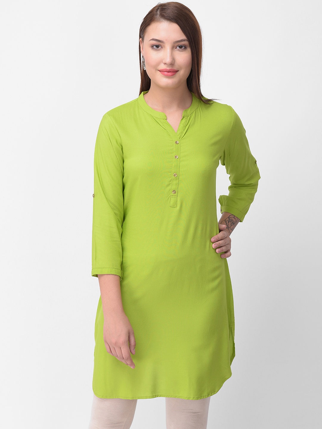 

aayusika Women Green Solid Straight Kurta
