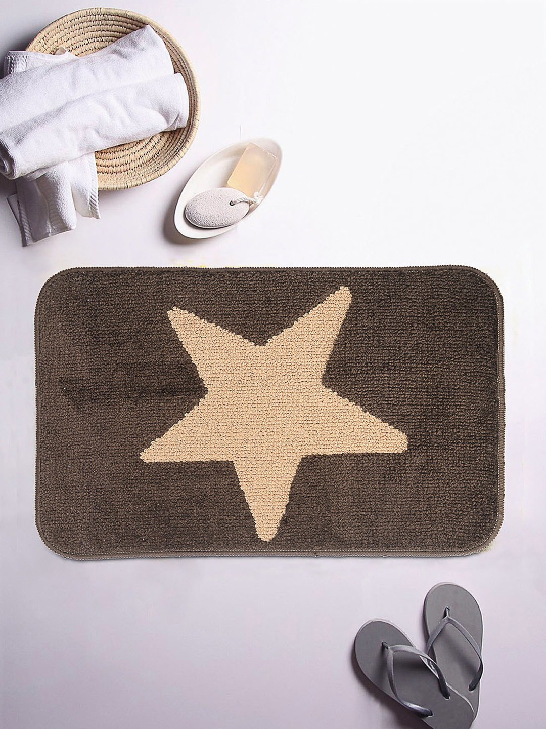 

ROMEE Brown & Beige Printed Microfibre Bath Rug