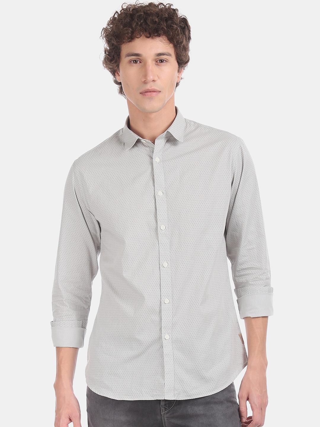 

Flying Machine Men Grey Regular Fit Printed Casual Shirt