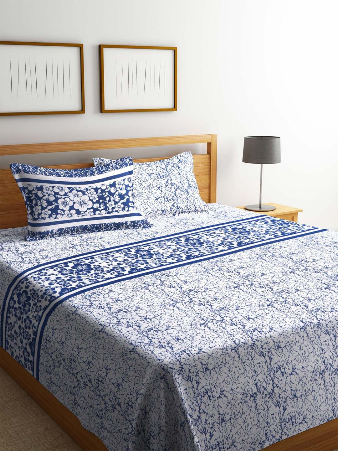 

ROMEE Blue & White Floral Printed Reversible Queen Double Bed Cover With 2 Pillow Covers