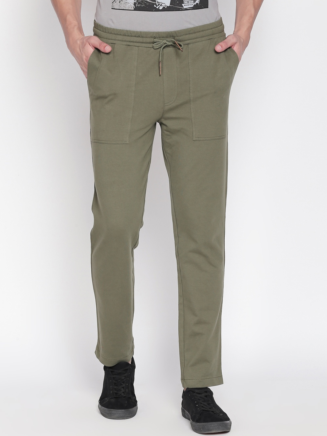 

Urban Ranger by pantaloons Men Green Slim Fit Solid Regular Trousers