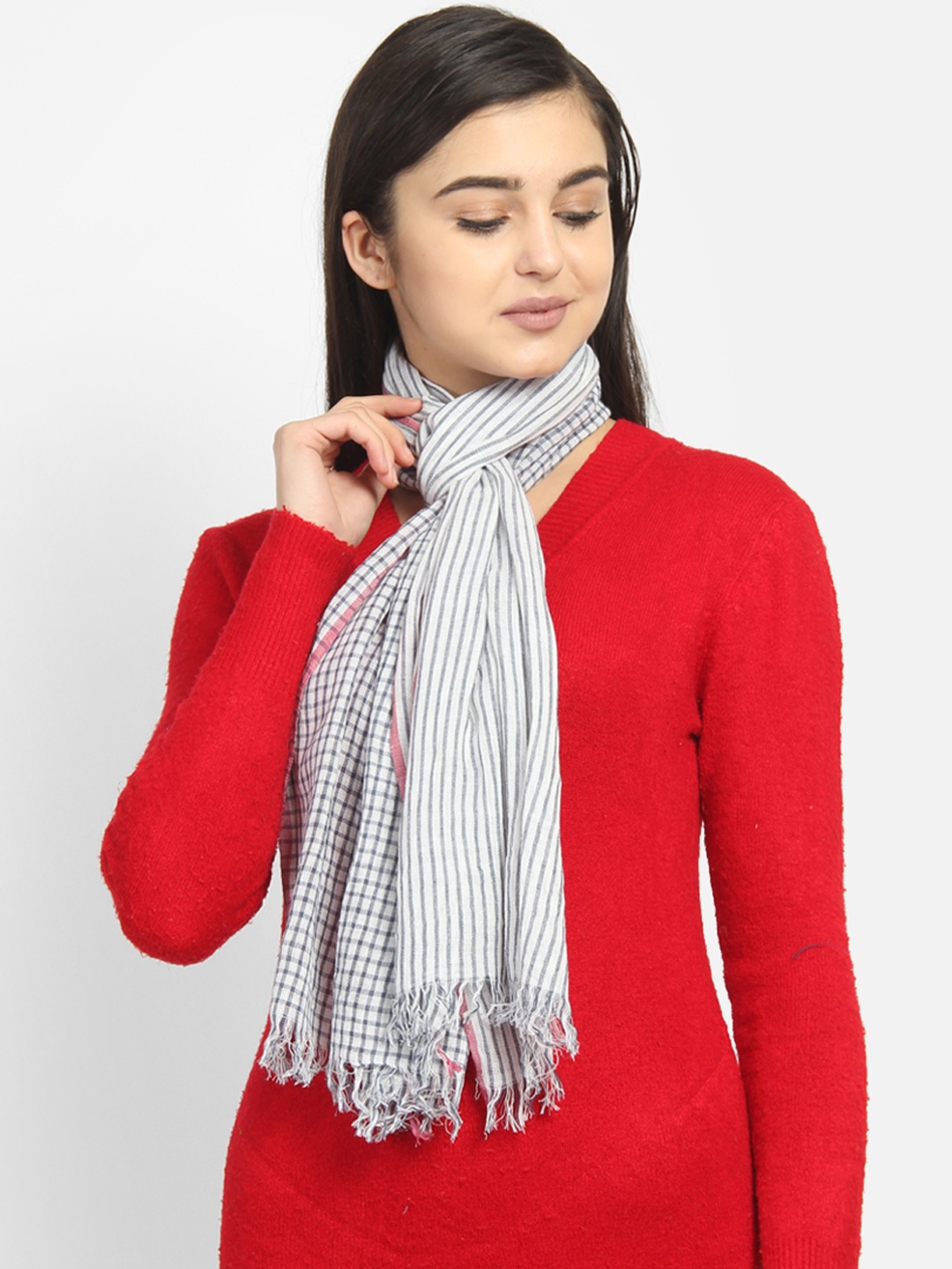 

Anekaant Women White & Navy Blue Woven Design Stole