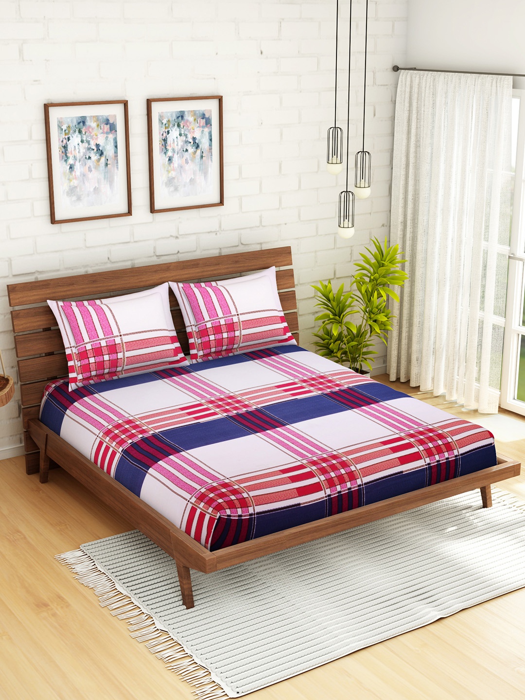 

WELHOME Blue & Red Geometric 160 TC 1 Microfibre Queen Bedsheet with 2 Pillow Covers