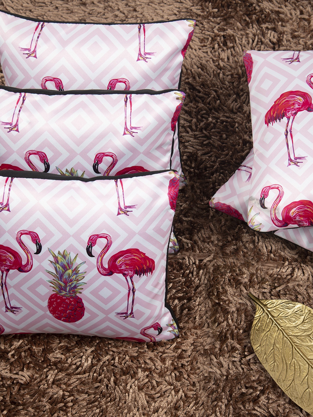 

HOUZZCODE Set of 5 White & Pink Geometric Square Cushion Covers