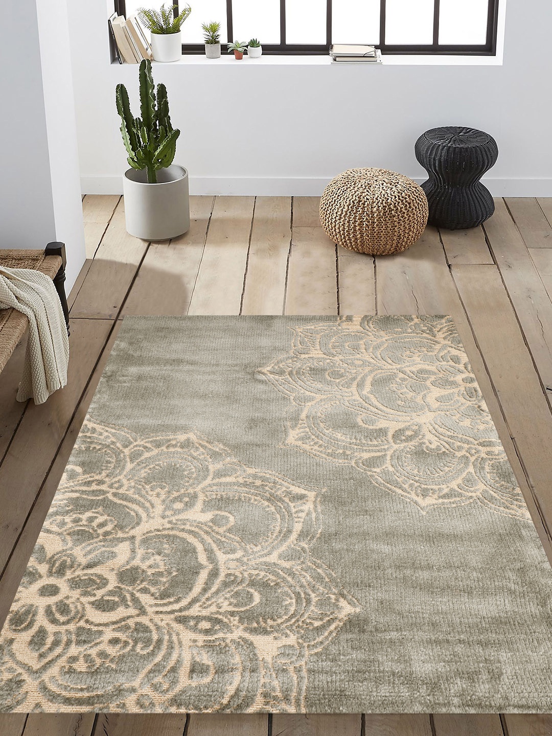 

PRESTO Gold-Toned & Grey Printed Anti-Skid Carpet