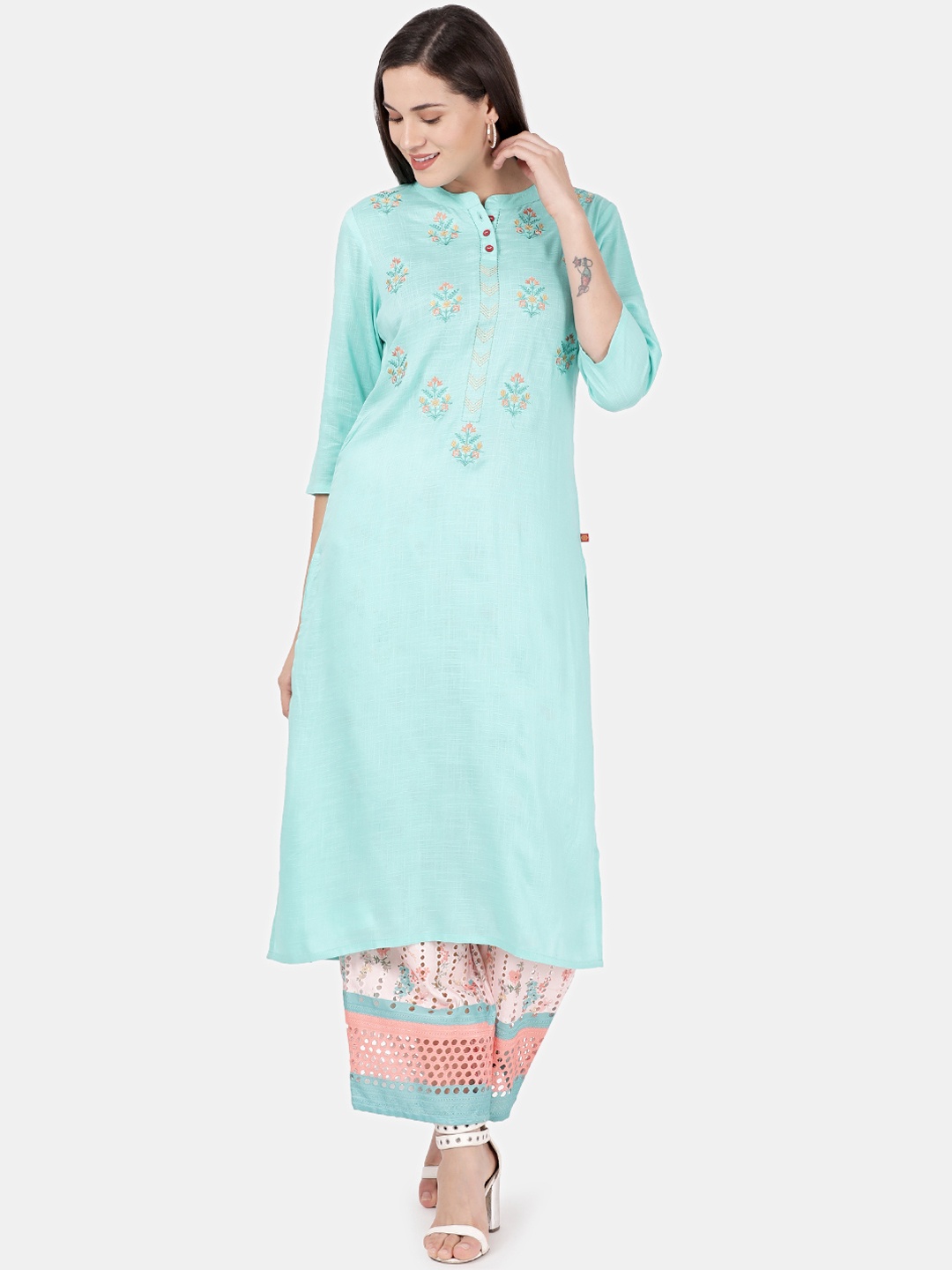 

Alena Women Turquoise Blue & Peach-Coloured Embroidered Kurta with Palazzos