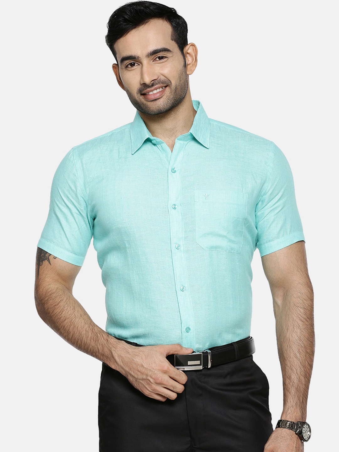 

Ramraj Men Green Original Slim Fit Solid Linen Formal Shirt