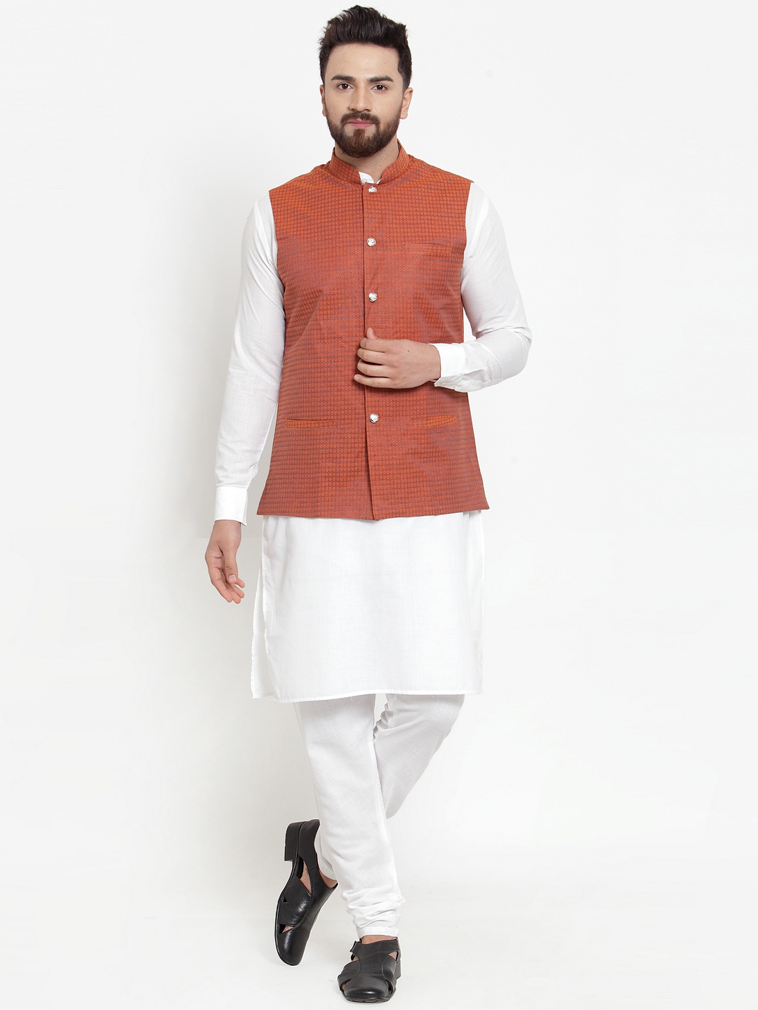 

Jompers Men White & Orange Printed Kurta with Pyjamas