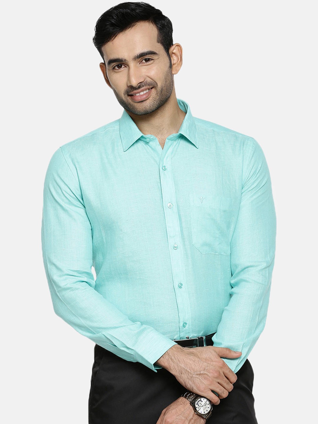

Ramraj Men Green Original Slim Fit Solid Formal Linen Shirt