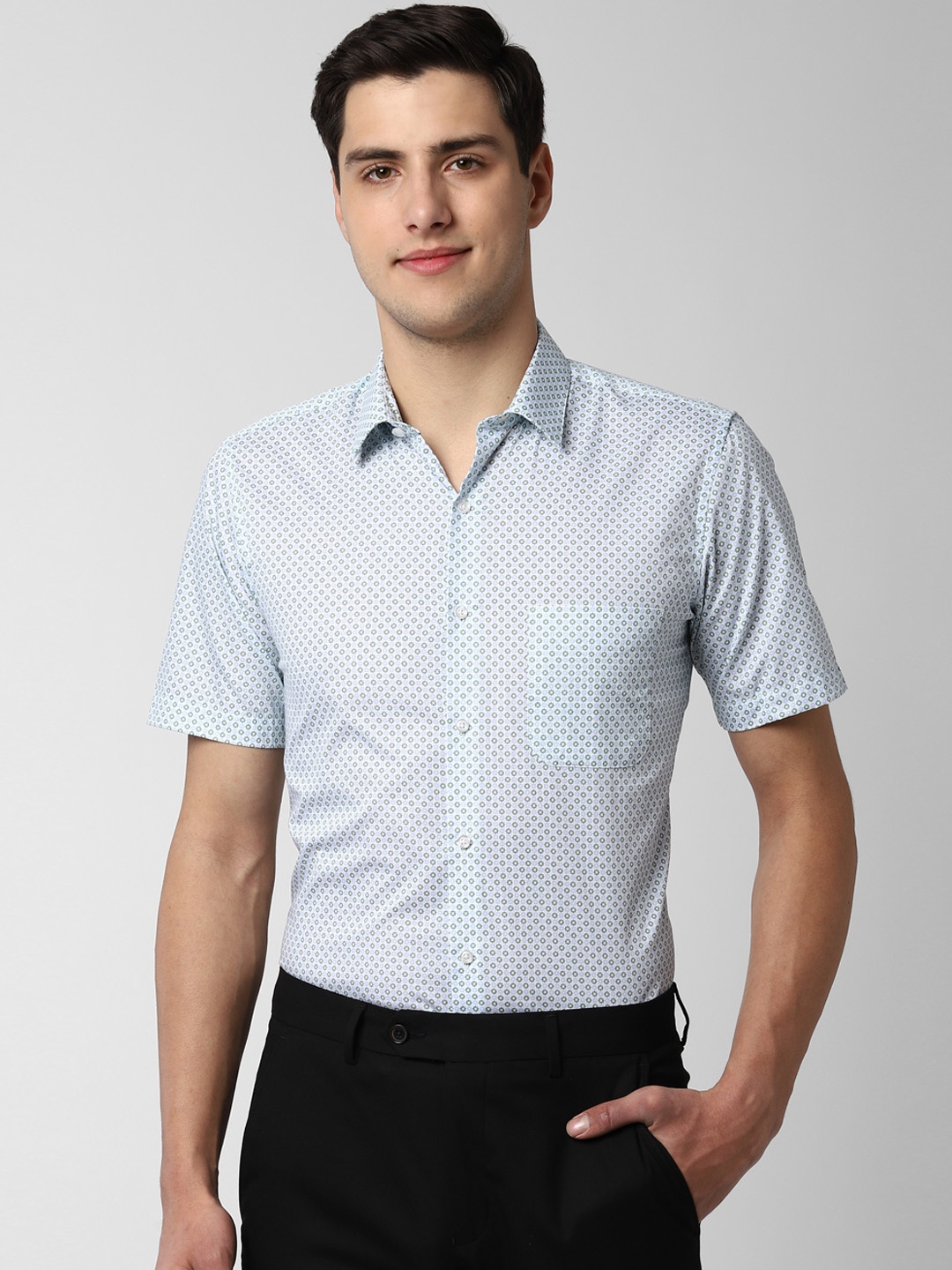 

Peter England Men Green & Blue Slim Fit Printed Formal Shirt
