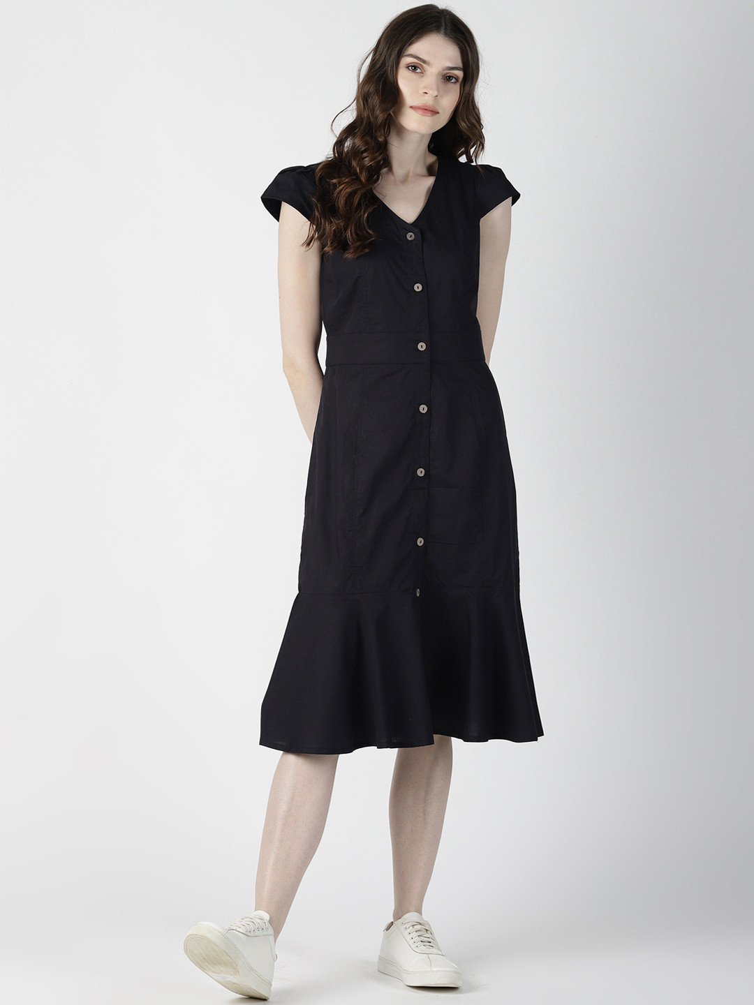 

AARA Women Black Solid Drop-Waist Dress