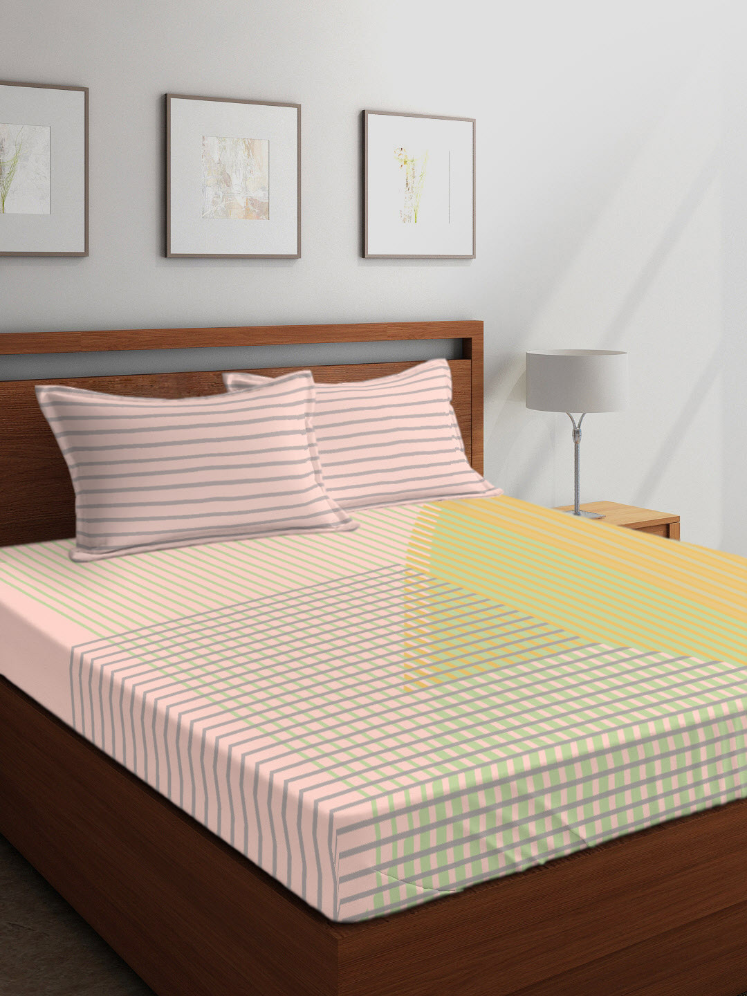 

Boutique Living India Pink & Green Geometric 210 TC Cotton 1 King Bedsheet with 2 Pillow Covers