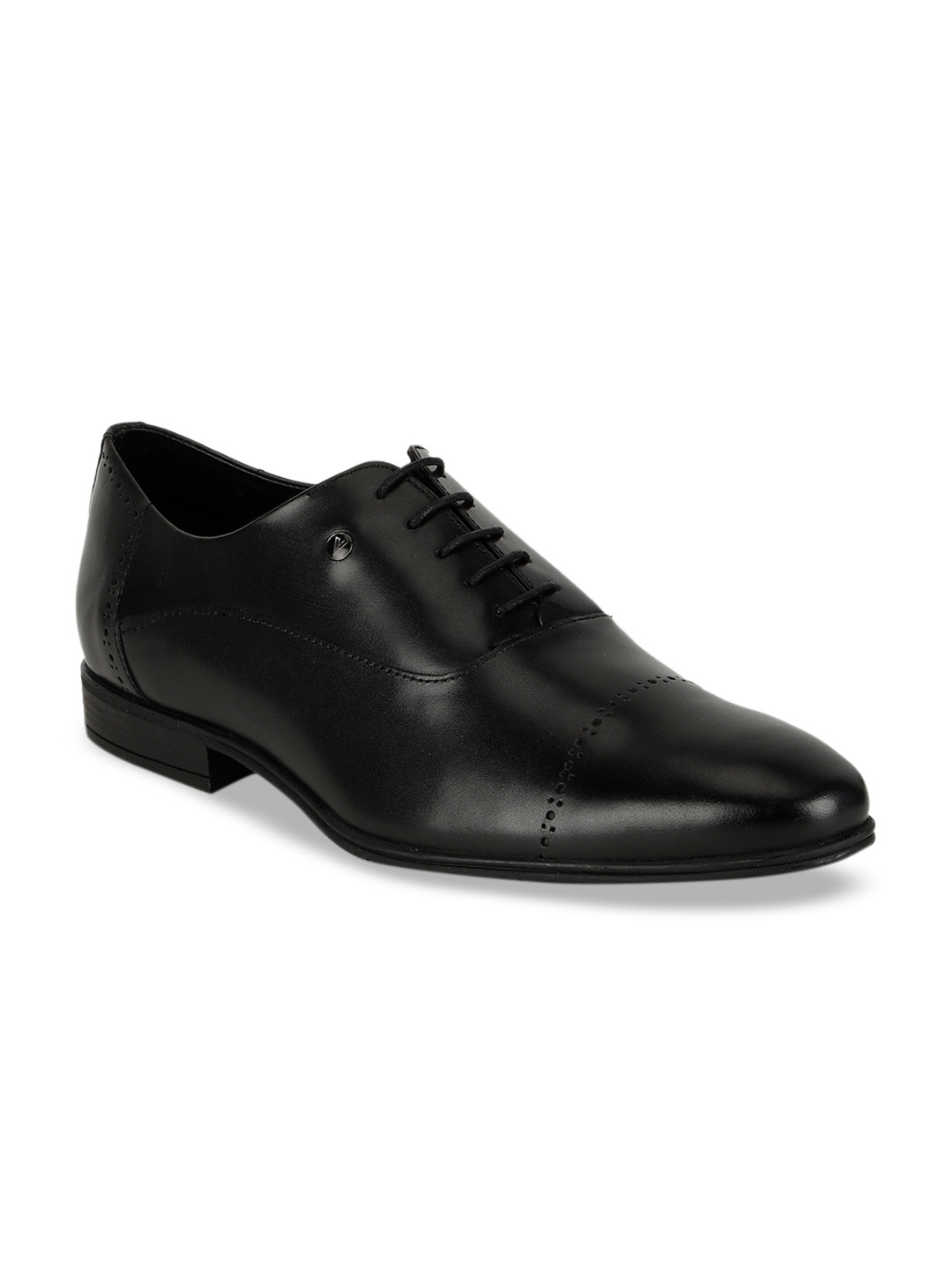 

Van Heusen Men Black Solid Oxfords