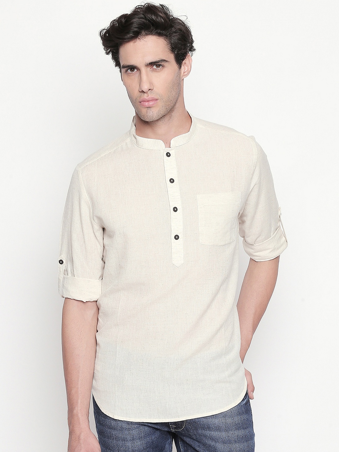 

indus route by Pantaloons Men Off-White Solid Straight Kurta
