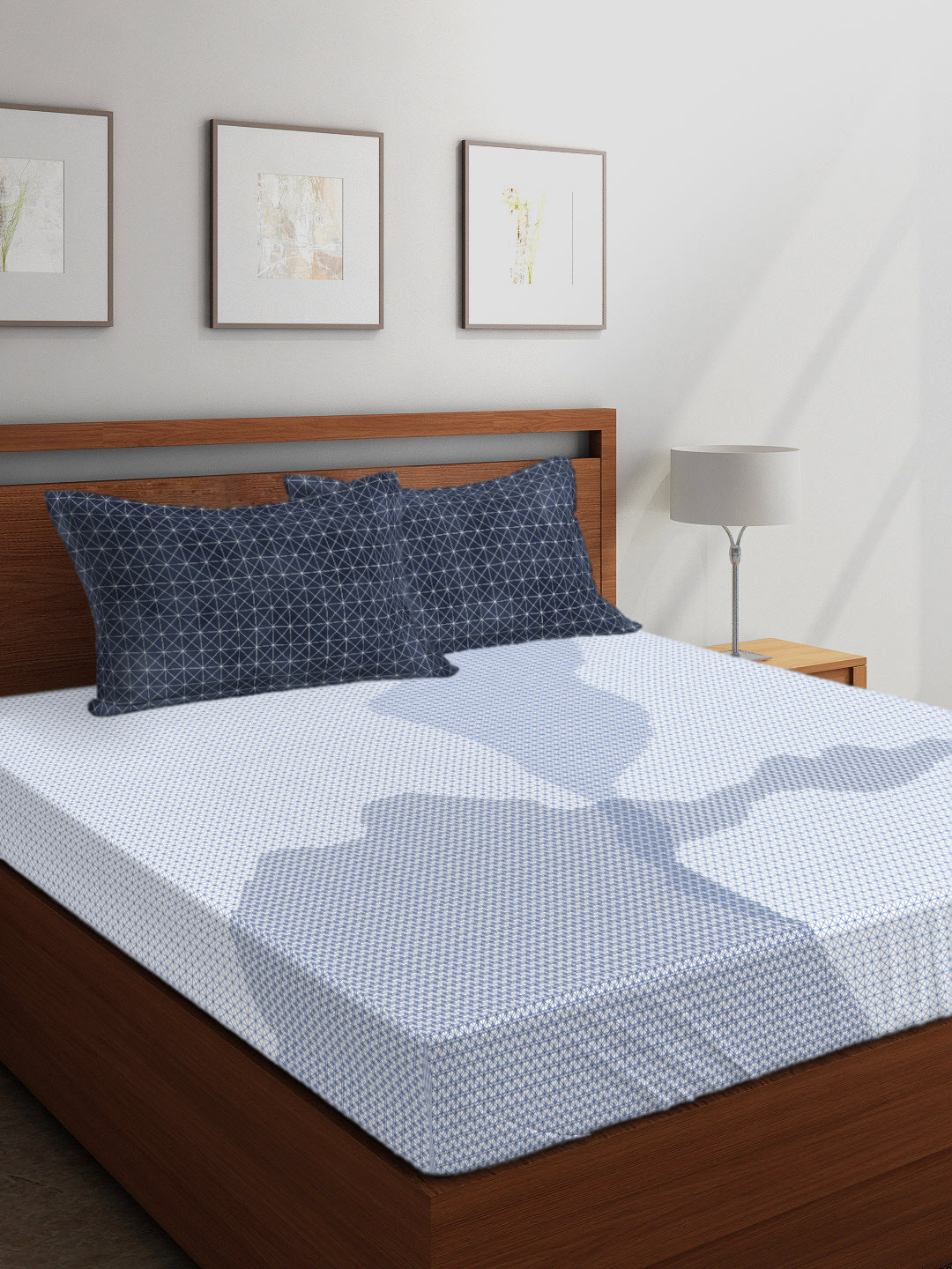 

Boutique Living India Blue Geometric 210 TC Cotton 1 King Bedsheet with 2 Pillow Covers