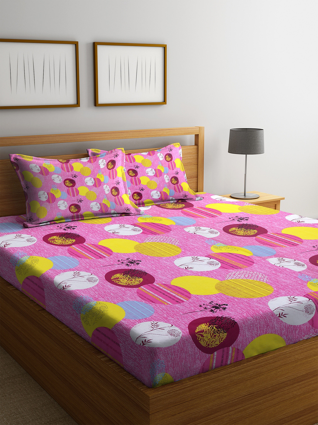 

Cortina Pink Floral 144 TC Cotton 1 King Bedsheet with 2 Pillow Covers