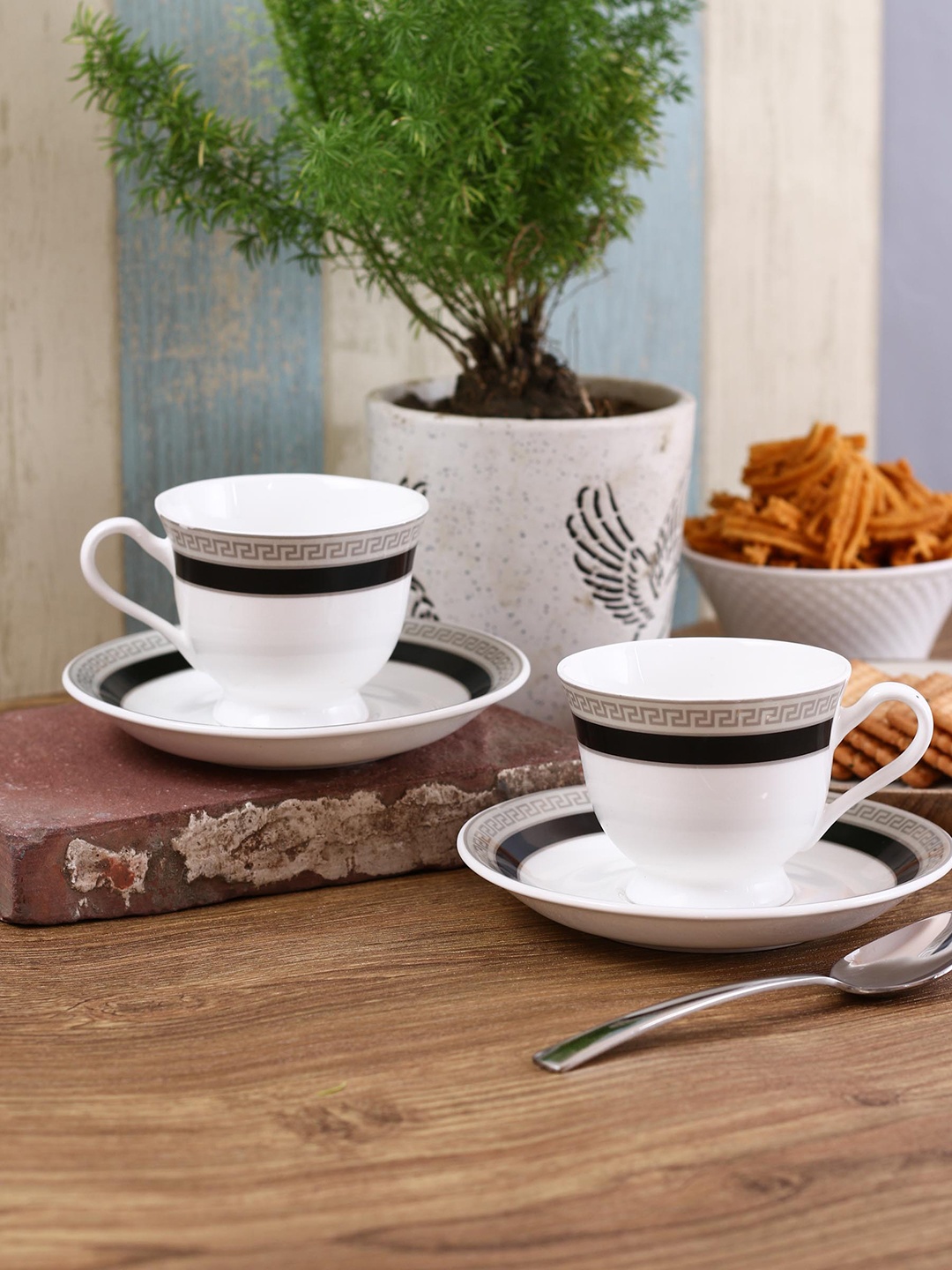 

CLAY CRAFT White & Black Set of 6 Bone China Cups and Saucers Set