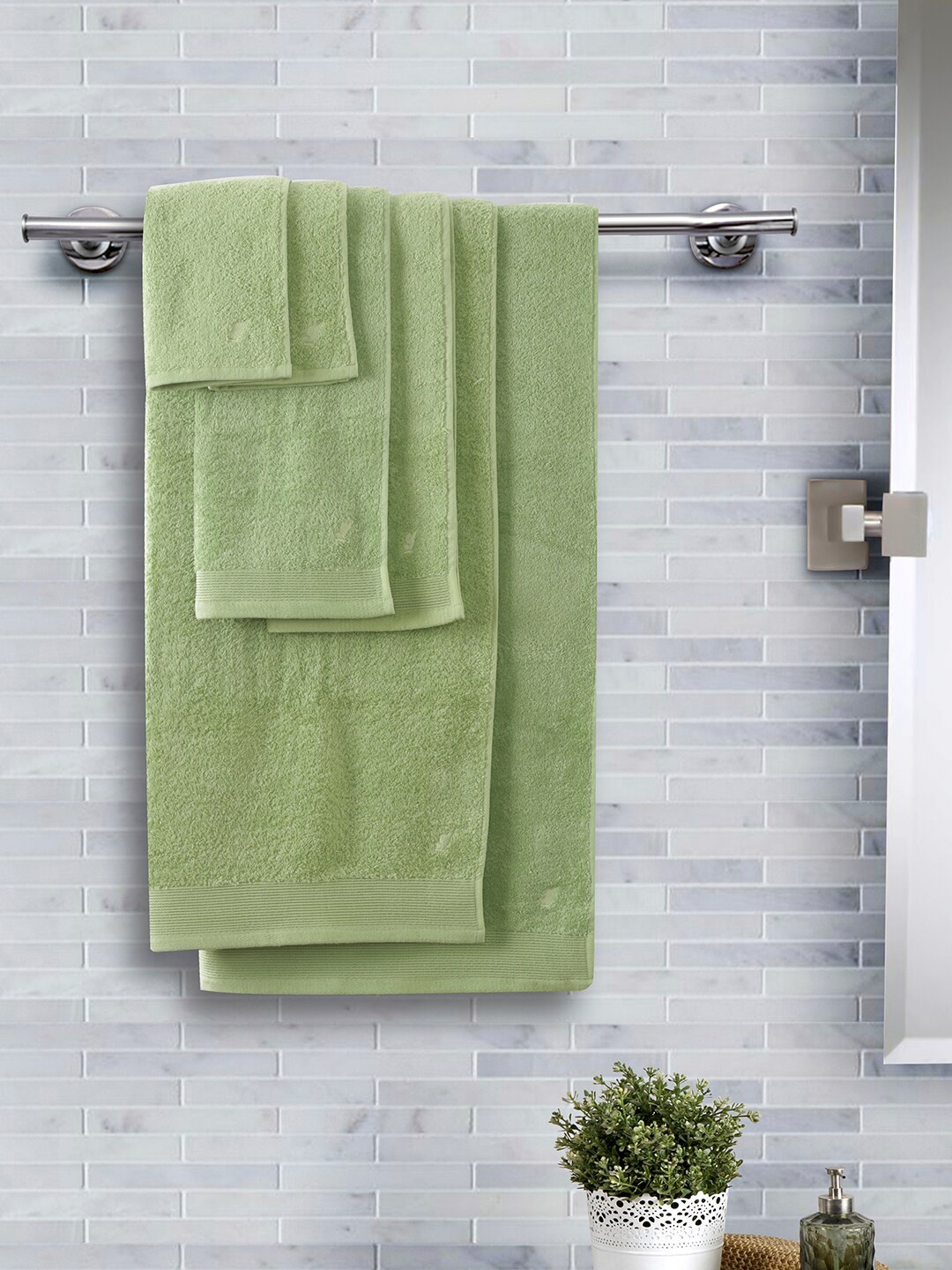 

MASPAR Unisex Set Of 6 Green Solid 550 GSM Towels