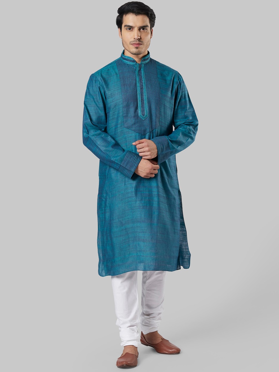 

Ethnix by Raymond Men Blue Solid Straight Kurta