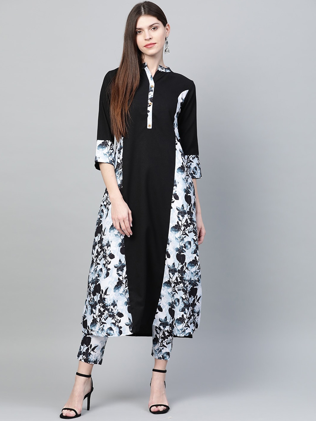

ZIYAA Women Black & White Floral Print Straight Kurta