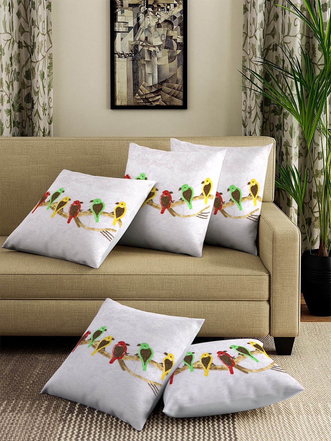 

DREAM WEAVERZ White & Gold-Toned Set of 5 Embellished Velvet Square Cushion Covers