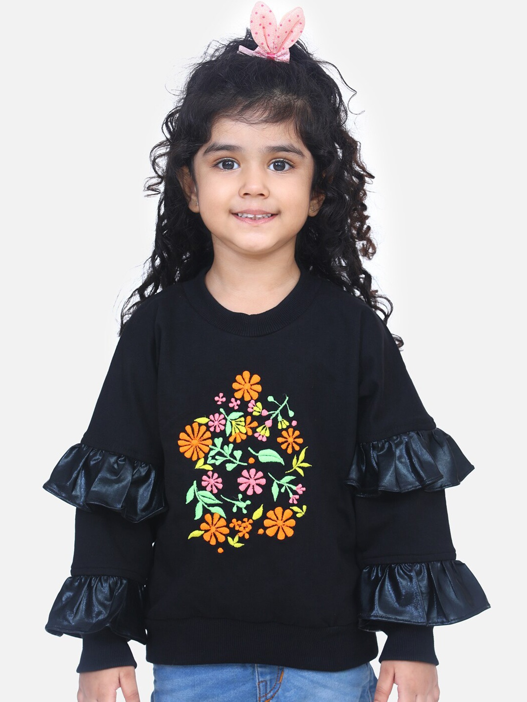 

LilPicks Girls Black Embroidered Sweatshirt