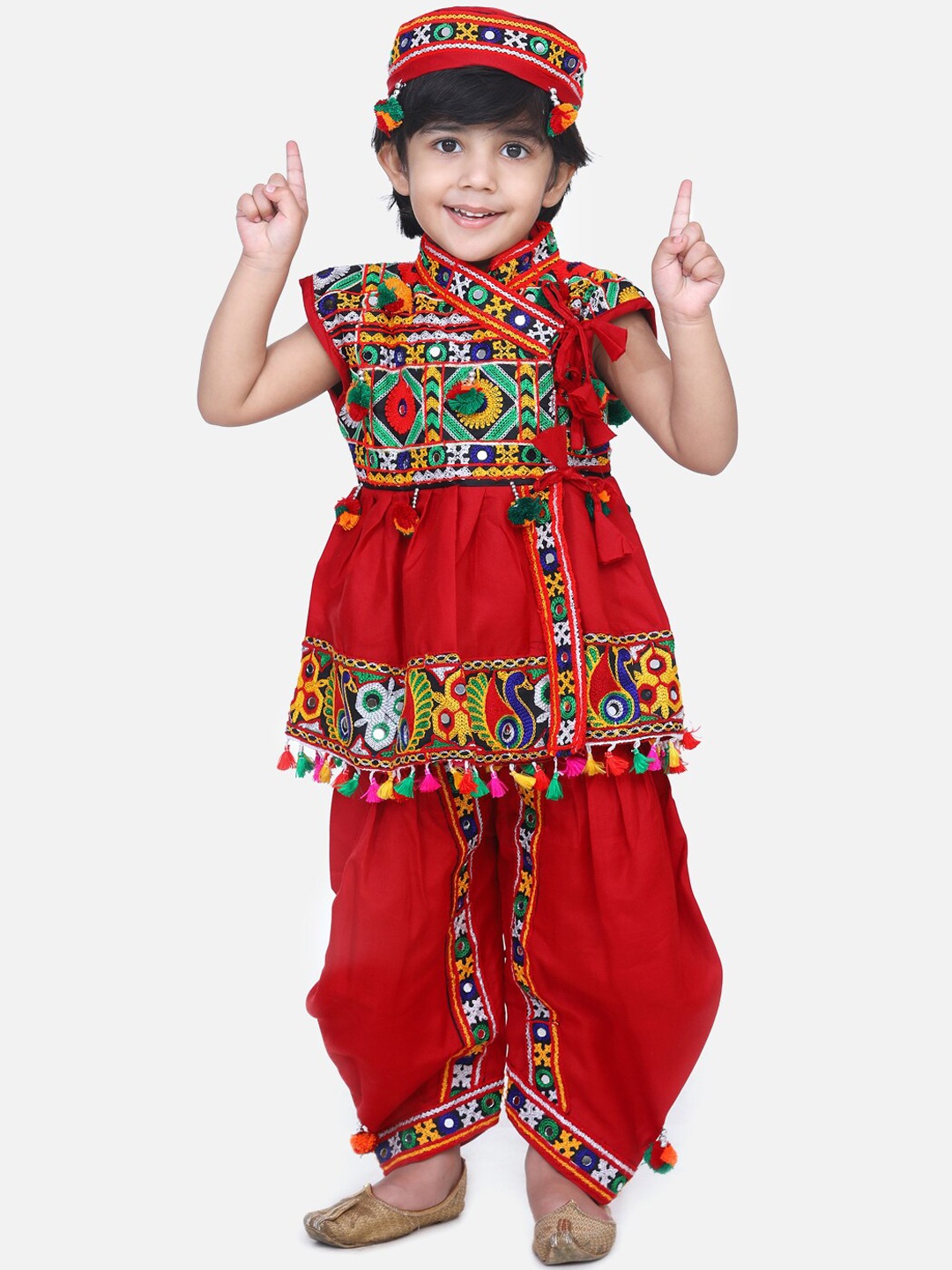 

BownBee Boys Red & Green Embroidered Kurta with Dhoti Pants