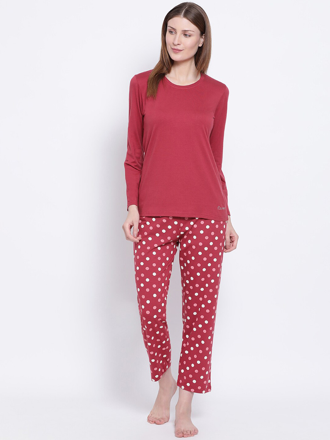 

Kanvin Women Maroon Printed Night Suit