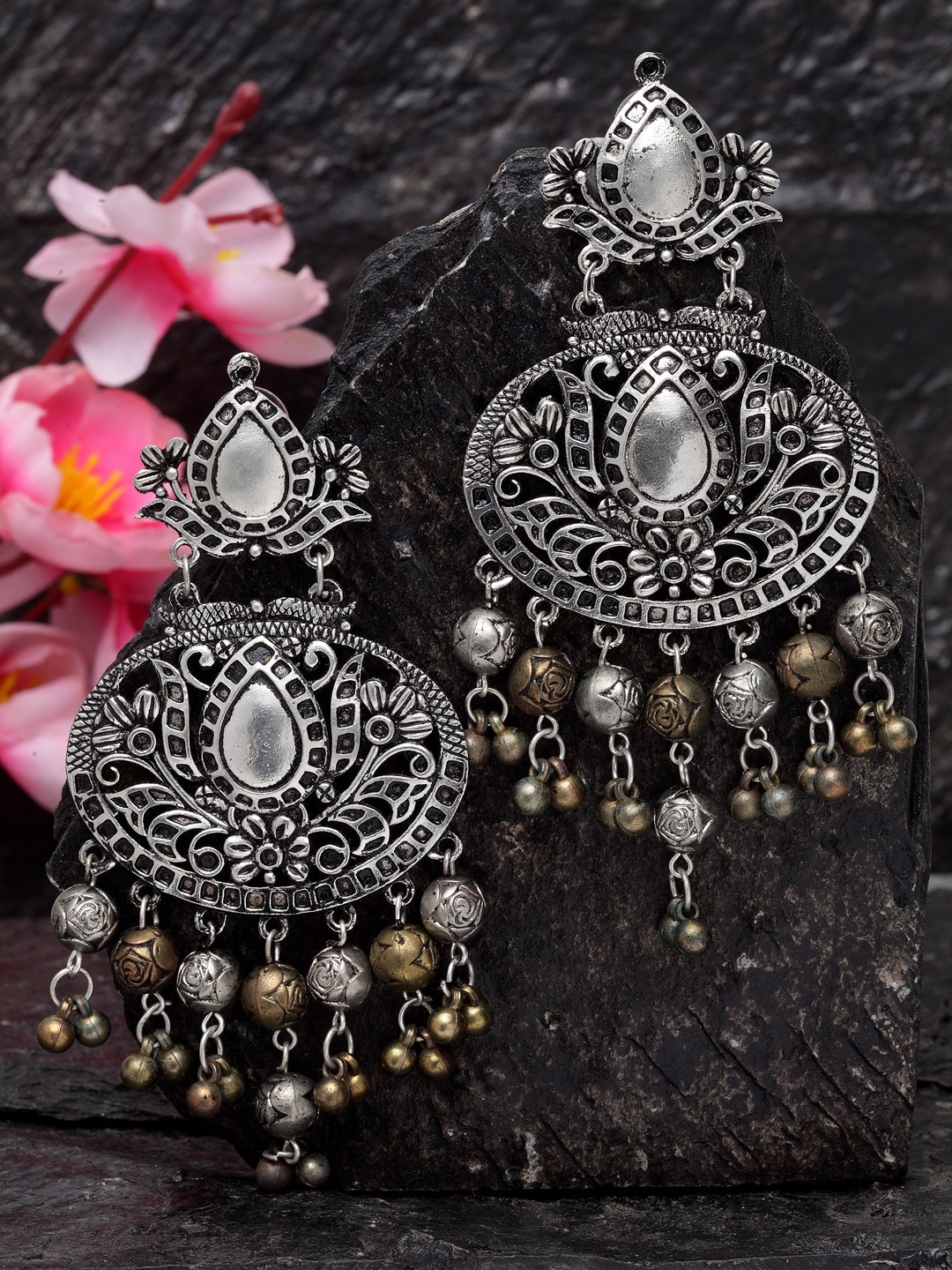 

Moedbuille Silver-Plated Floral Drop Earrings