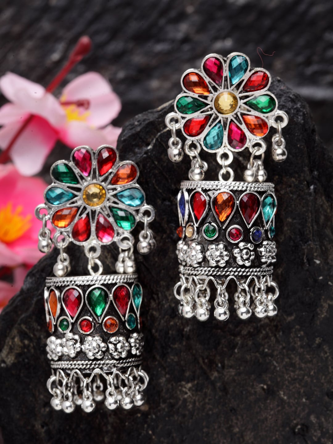 

Moedbuille Multicoloured & Silver-Toned Dome Shaped Drop Earrings, Multi