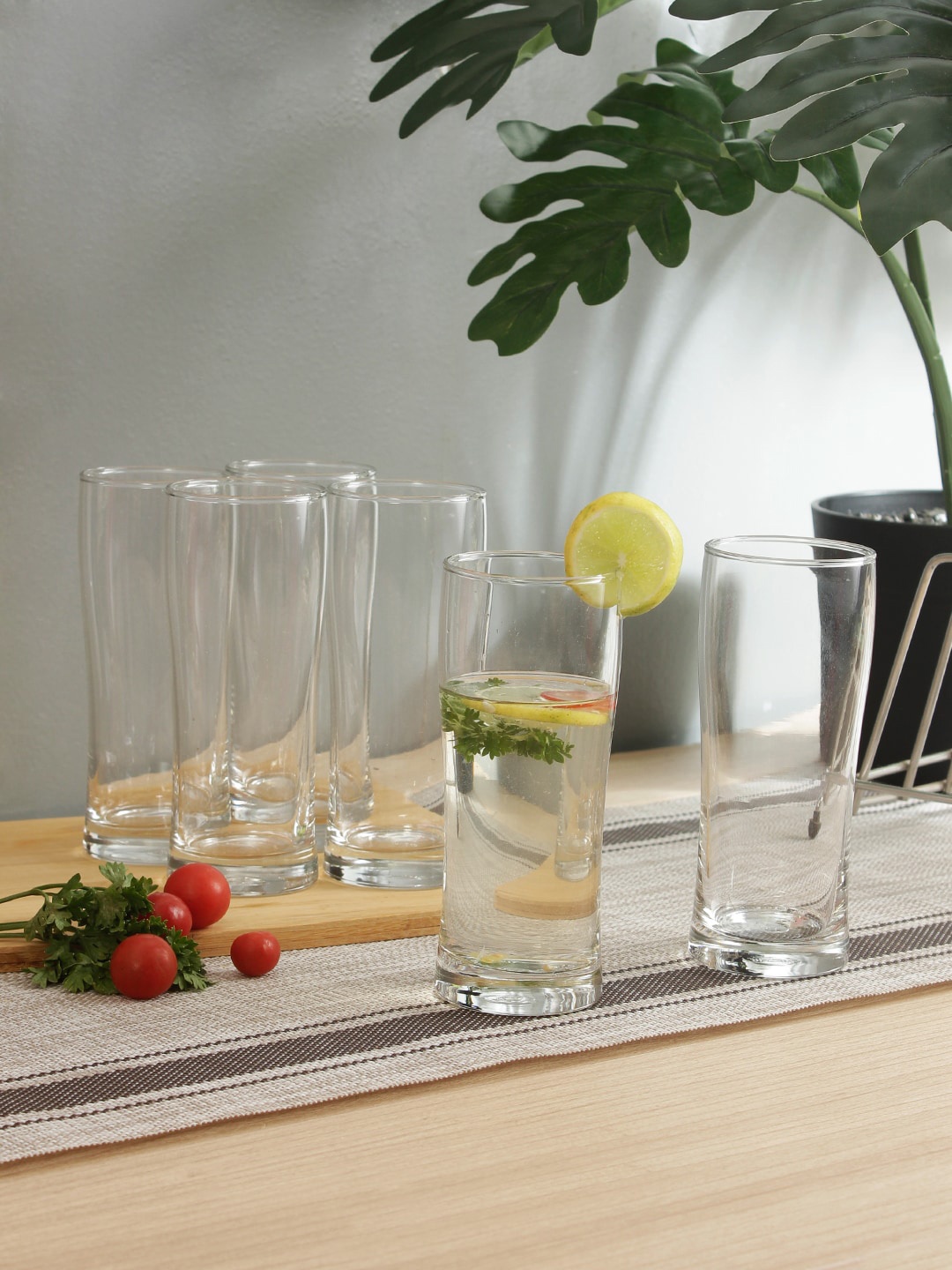

Ocean Set Of 6 Transparent Solid Sweet Bell Glasses