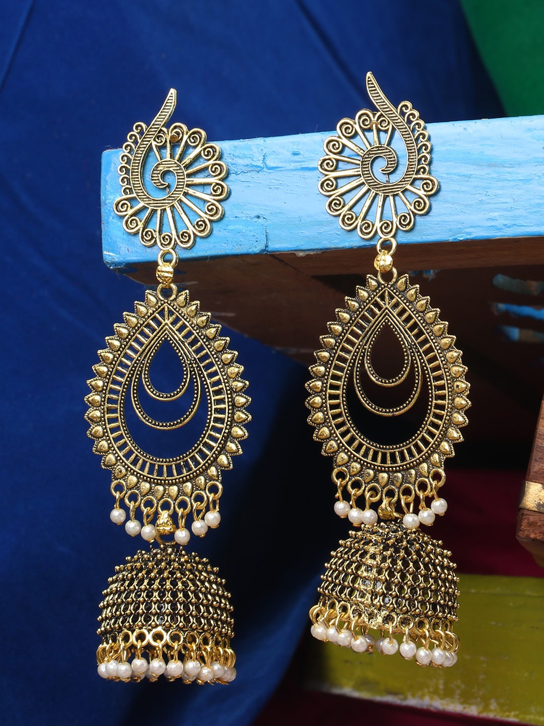 

ANIKAS CREATION Gold-Plated & White Teardrop Shaped Jhumkas